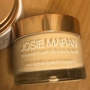 Josie Maran